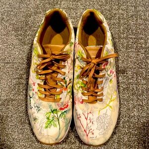 Brand new Nike shoes